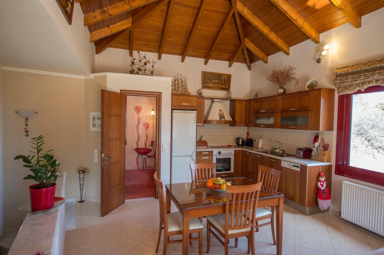 Irene'S Comfort Villa Nea Epidavros Buitenkant foto